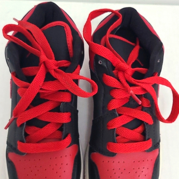 AIR Jordan 1 PHAT LOW " BRED" Red/ Black Size 3.5 Youth 338146- 061 Year 2008 - Picture 12 of 12